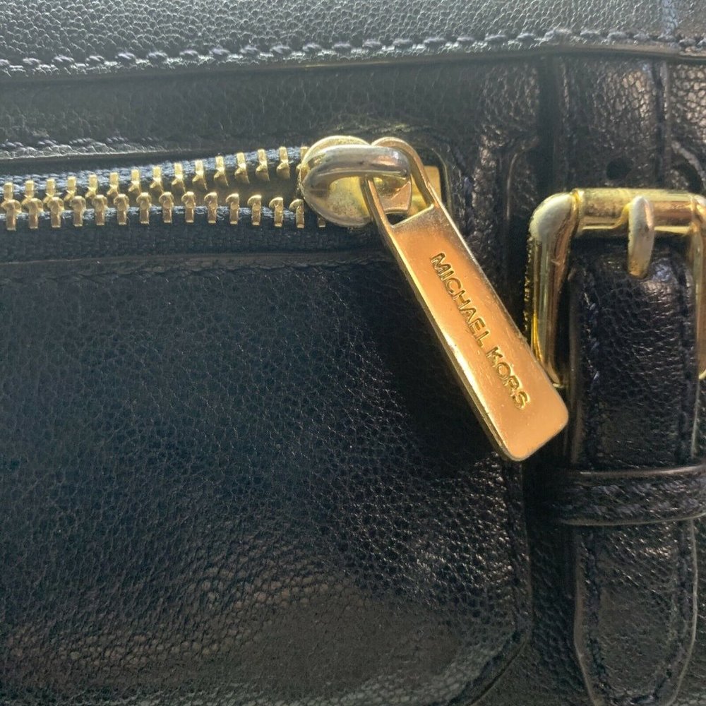 Authentic Michael Kors McGraw Slim Satchel w/ Matching Wallet - Picture 9 of 11